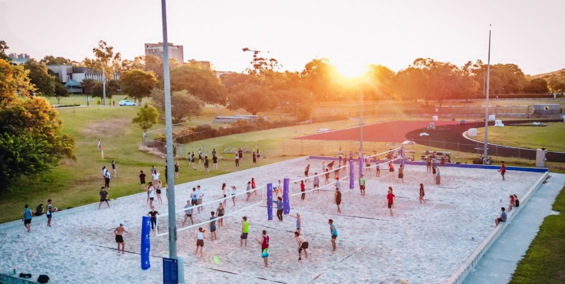 Vóley playa con Warriors